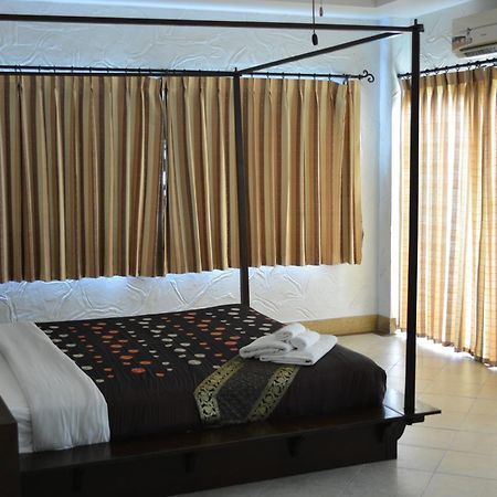 Nirvana Guesthouse & Hostel Koh Tao Room photo